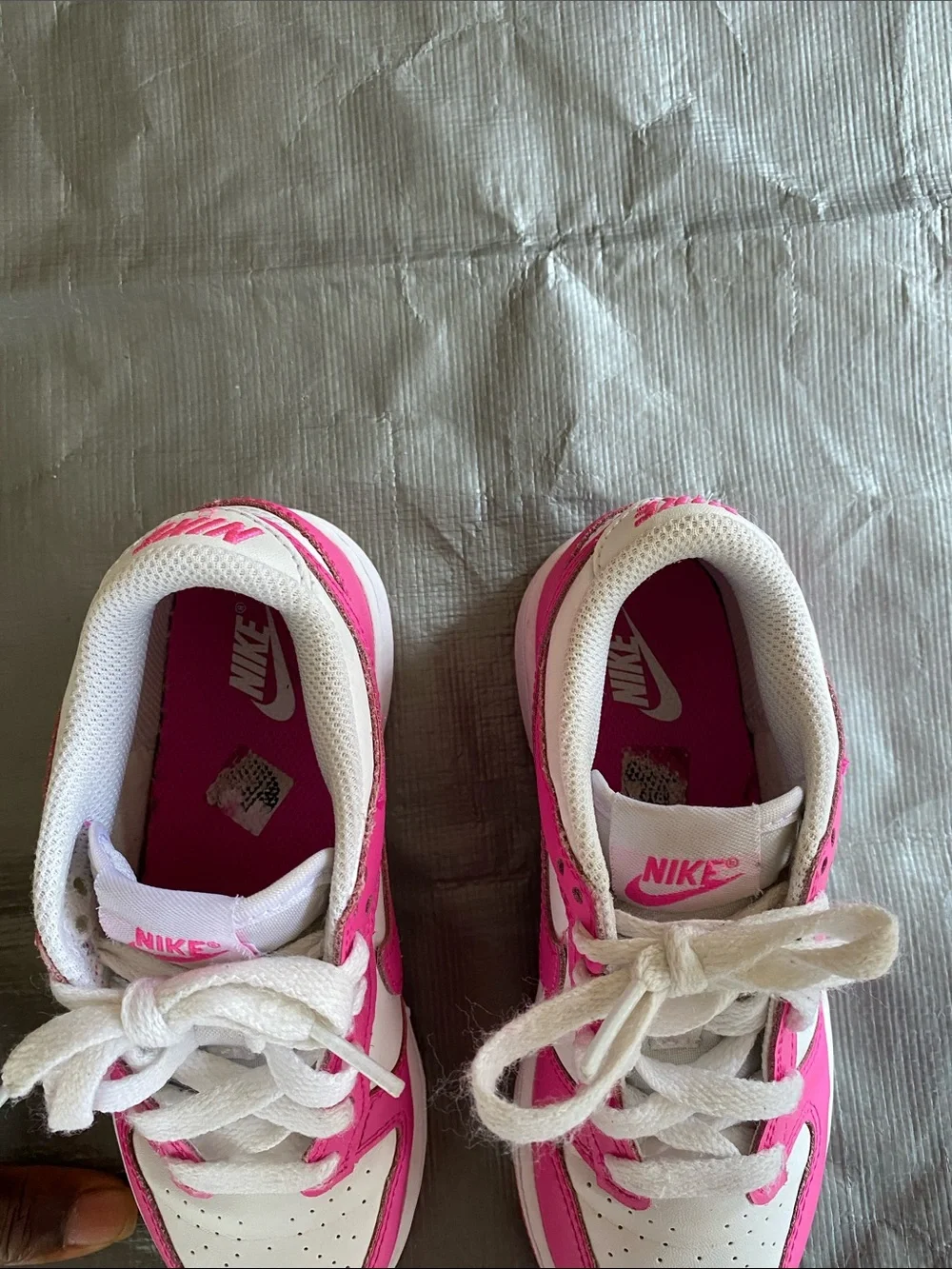 Kid Girls Nike Dunk Low Laser Fuchsia Pink and White Athletic Sneakers Size 13